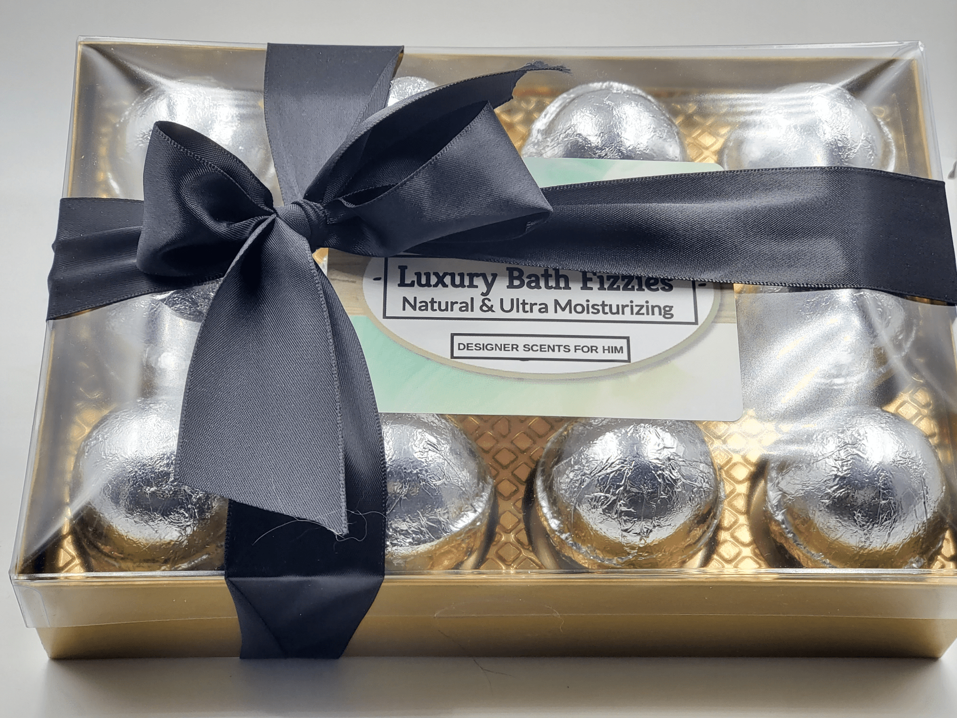 Designer Scents Bath Bomb Gift Set for Men with 12 foil-wrapped 2.5 oz bath bombs, ultra-moisturizing, great for dry skin, makes a nice gift by GNS Beauty &amp; Personal Care