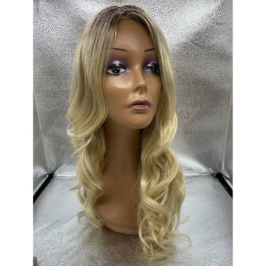 Raquel Welch Down Time Wig