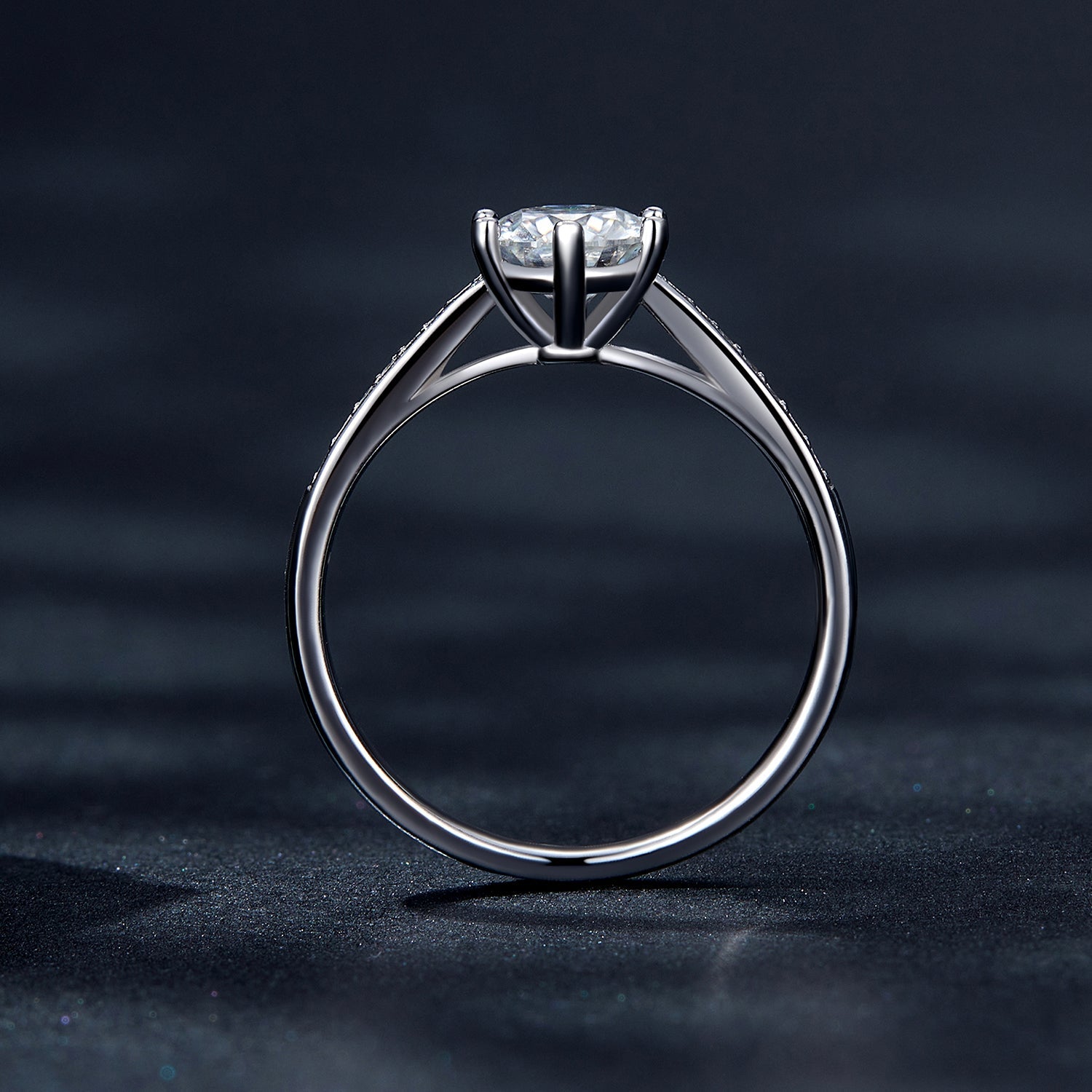 925 Sterling Silver Moissanite &amp; CZ Ring Size 6 for Women