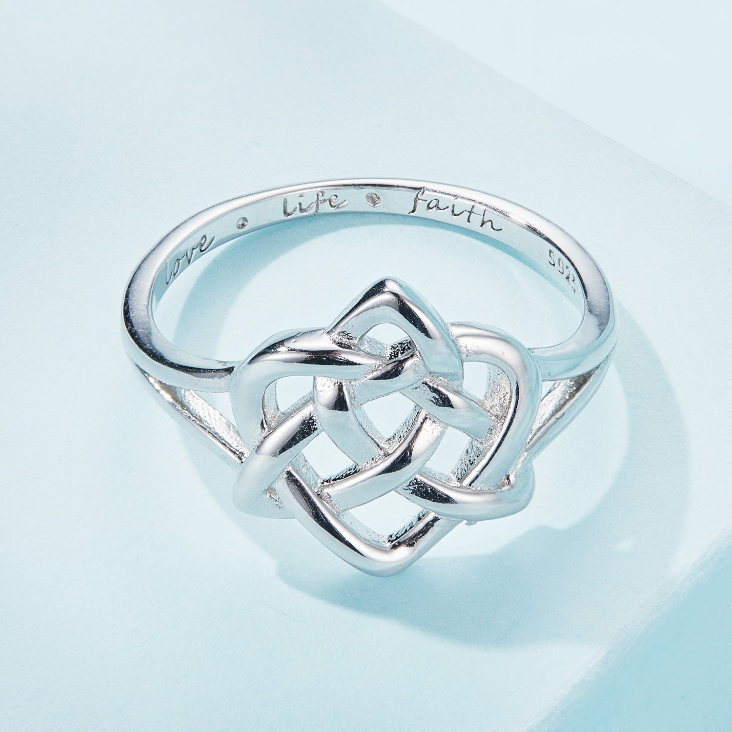 925 Sterling Silver Ring Size 6.0 with Platinum Plating by Bids.com