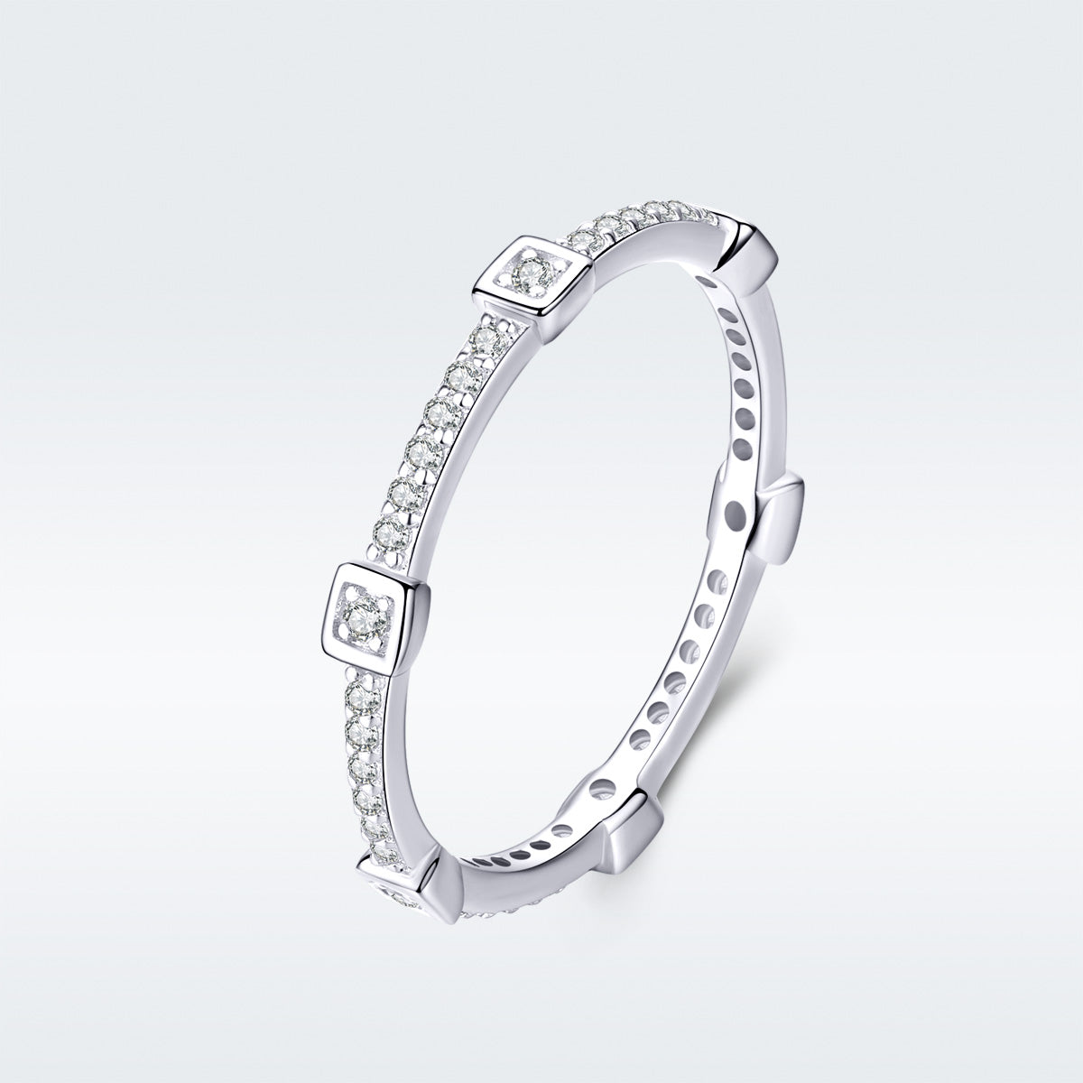 925 Sterling Silver Ring with Pavé Setting CZ - Size 6.0  DestGlow