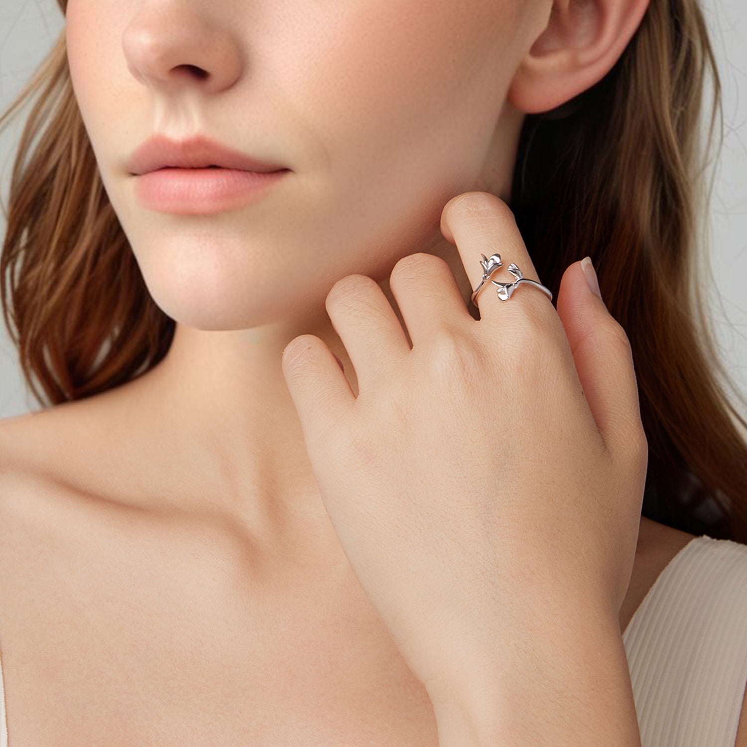 925 Sterling Silver Plated White Gold 0.7cm Flower Ring  DestGlow