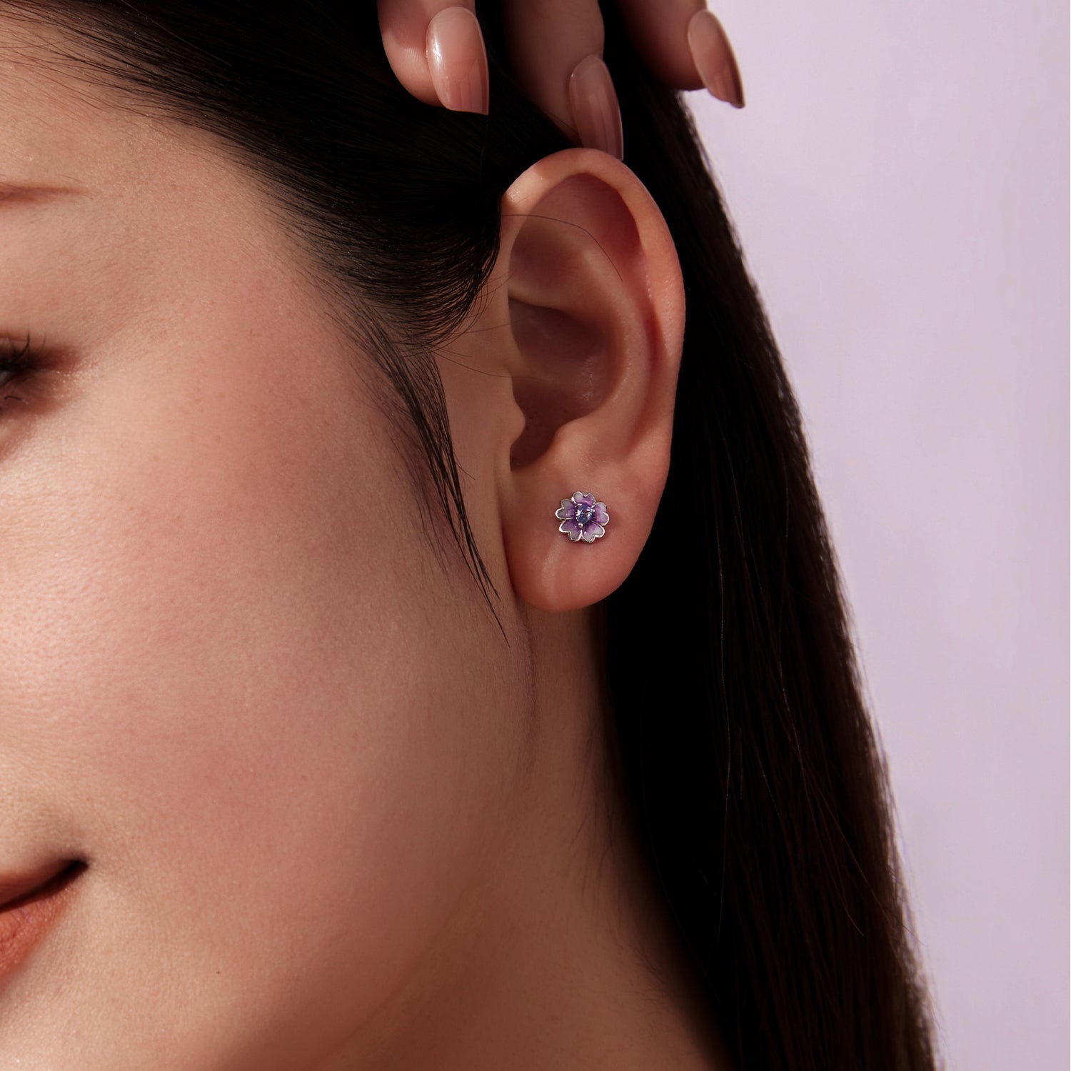 925 Sterling Silver Earrings with Pavé CZ and Enamel Process, 0.8cm, White Gold Plated for Women  DestGlow