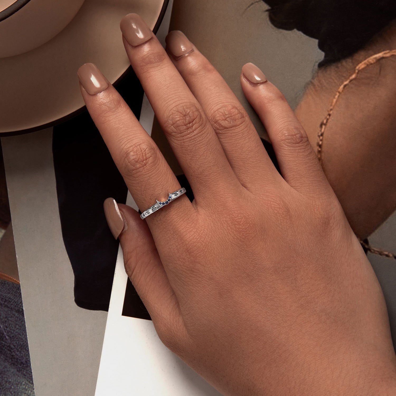 925 Sterling Silver Pavé Setting CZ Oxidized Ring | Size Nan | Style E  DestGlow