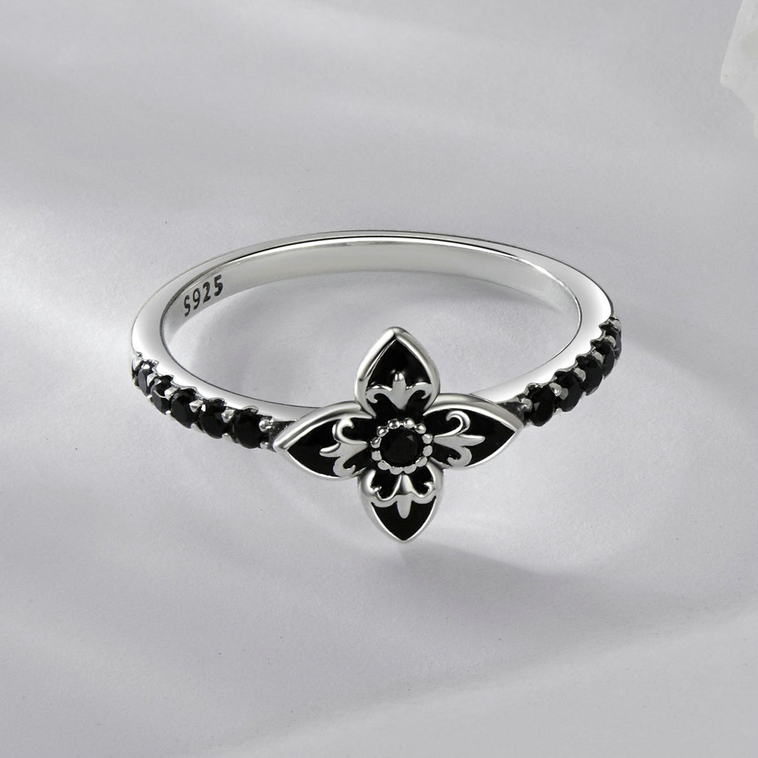 925 Sterling Silver Enamel 0.9x1.0cm Pendant Rings for Women by Bids.com