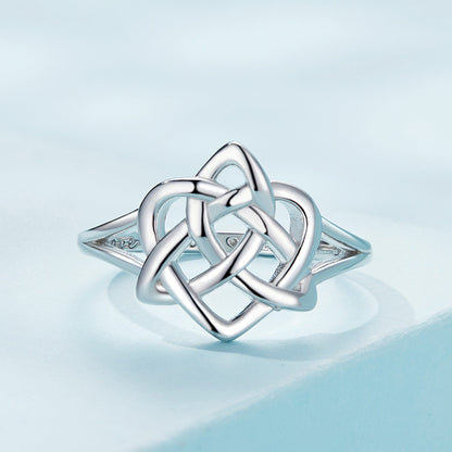 925 Sterling Silver Ring Size 6.0 with Platinum Plating by Bids.com