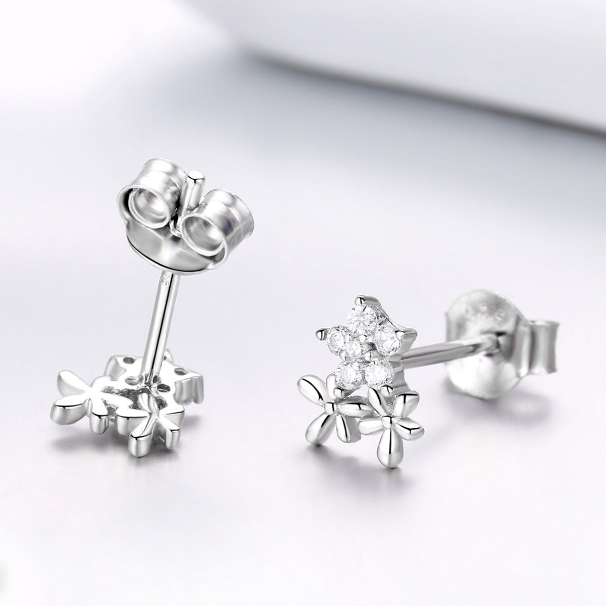 925 Sterling Silver Earrings with CZ in Pavé Setting, 0.6*0.7cm for Women  DestGlow