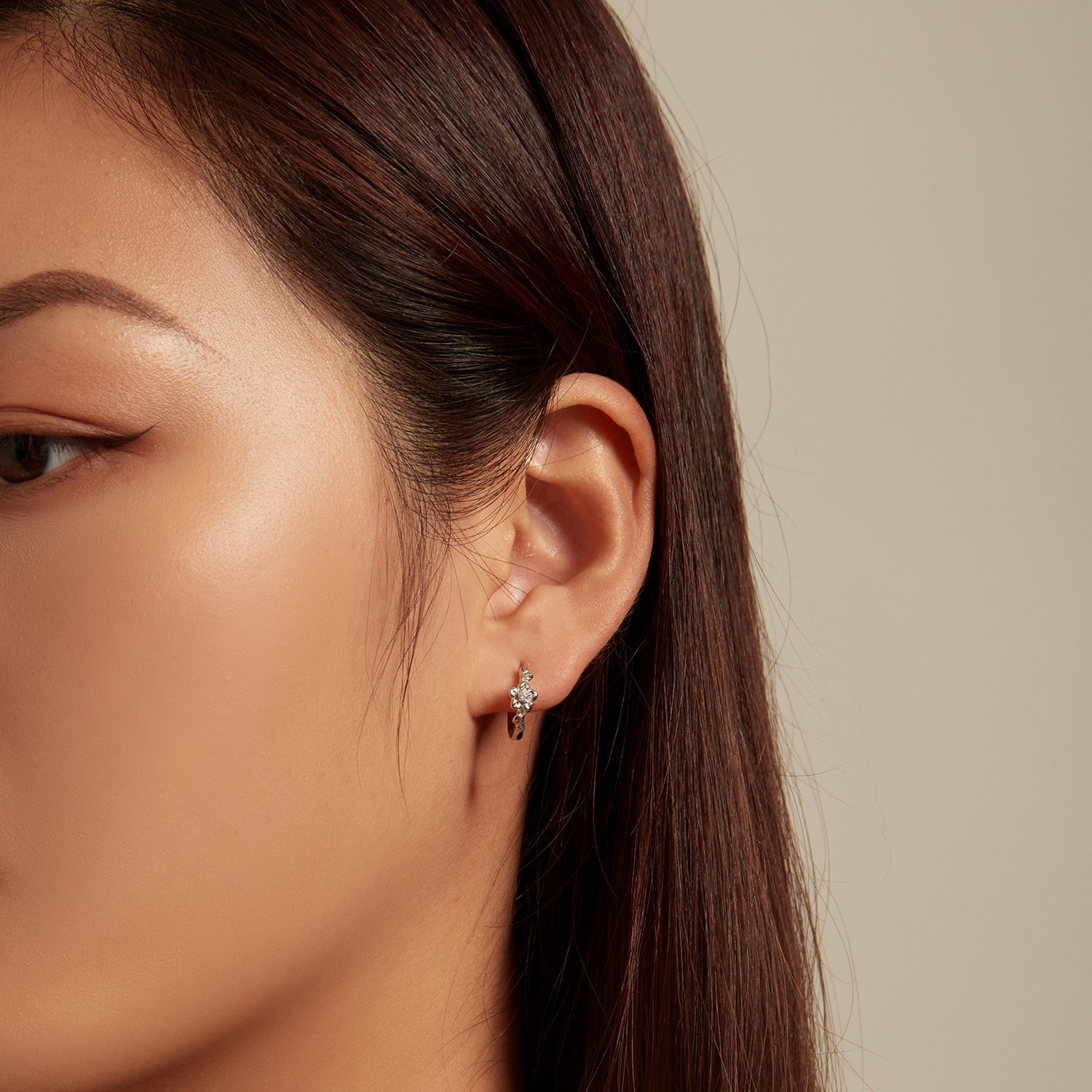 925 Sterling Silver Earrings with Zircon and Platinum Plating  DestGlow