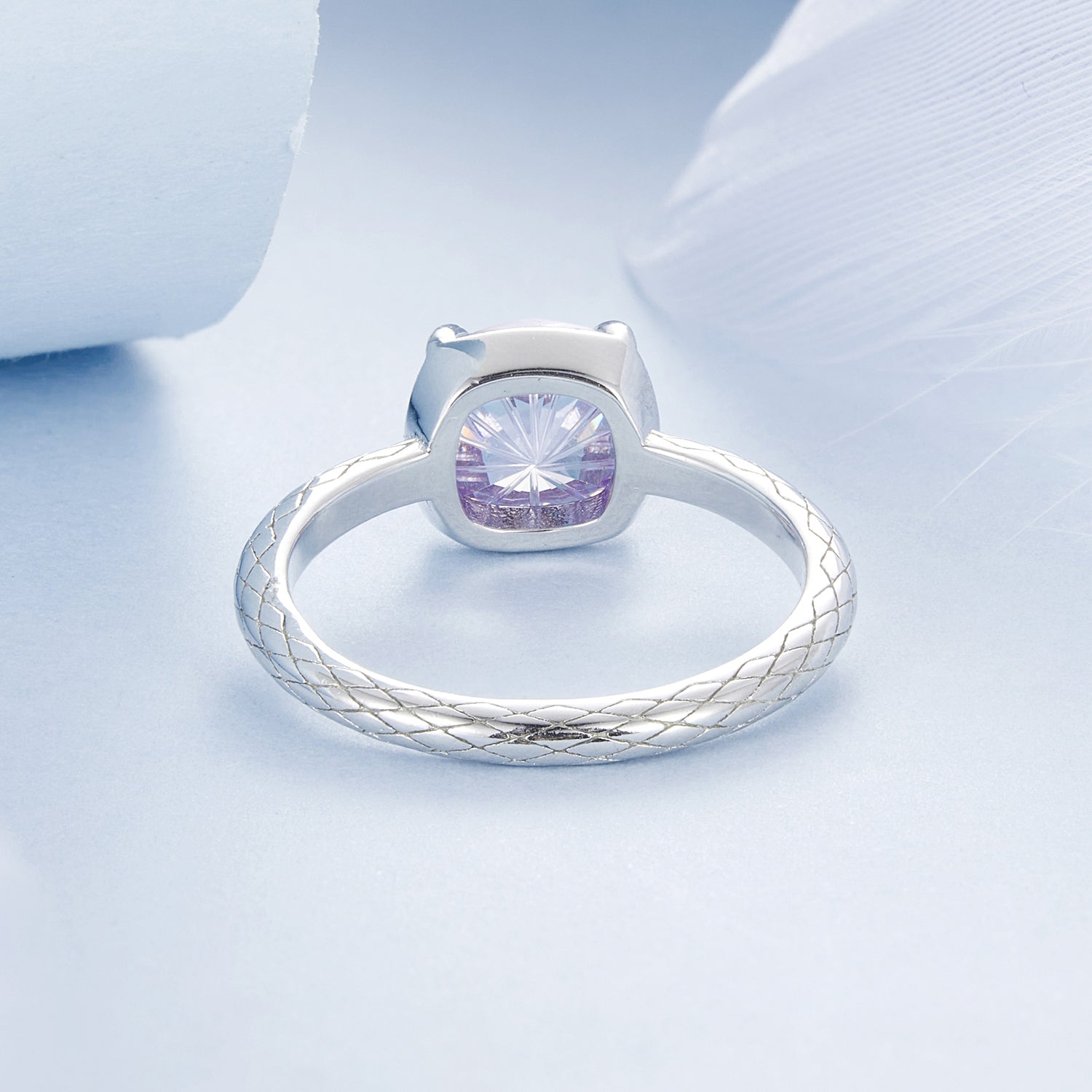 925 Sterling Silver Ring with Pavé Setting CZ, Size 6.0  DestGlow
