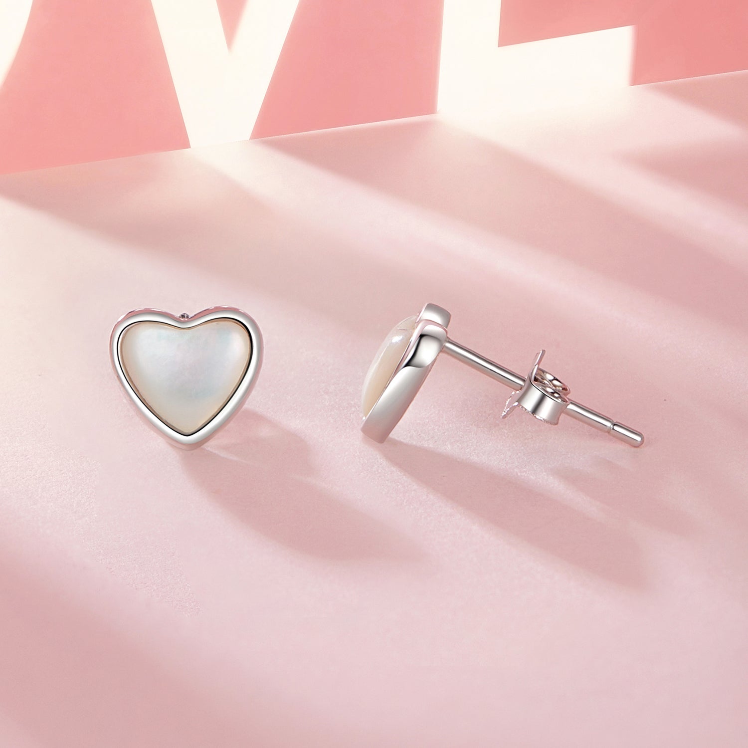 925 Sterling Silver White Shell Plated White Gold Earrings Size 7*8mm  DestGlow