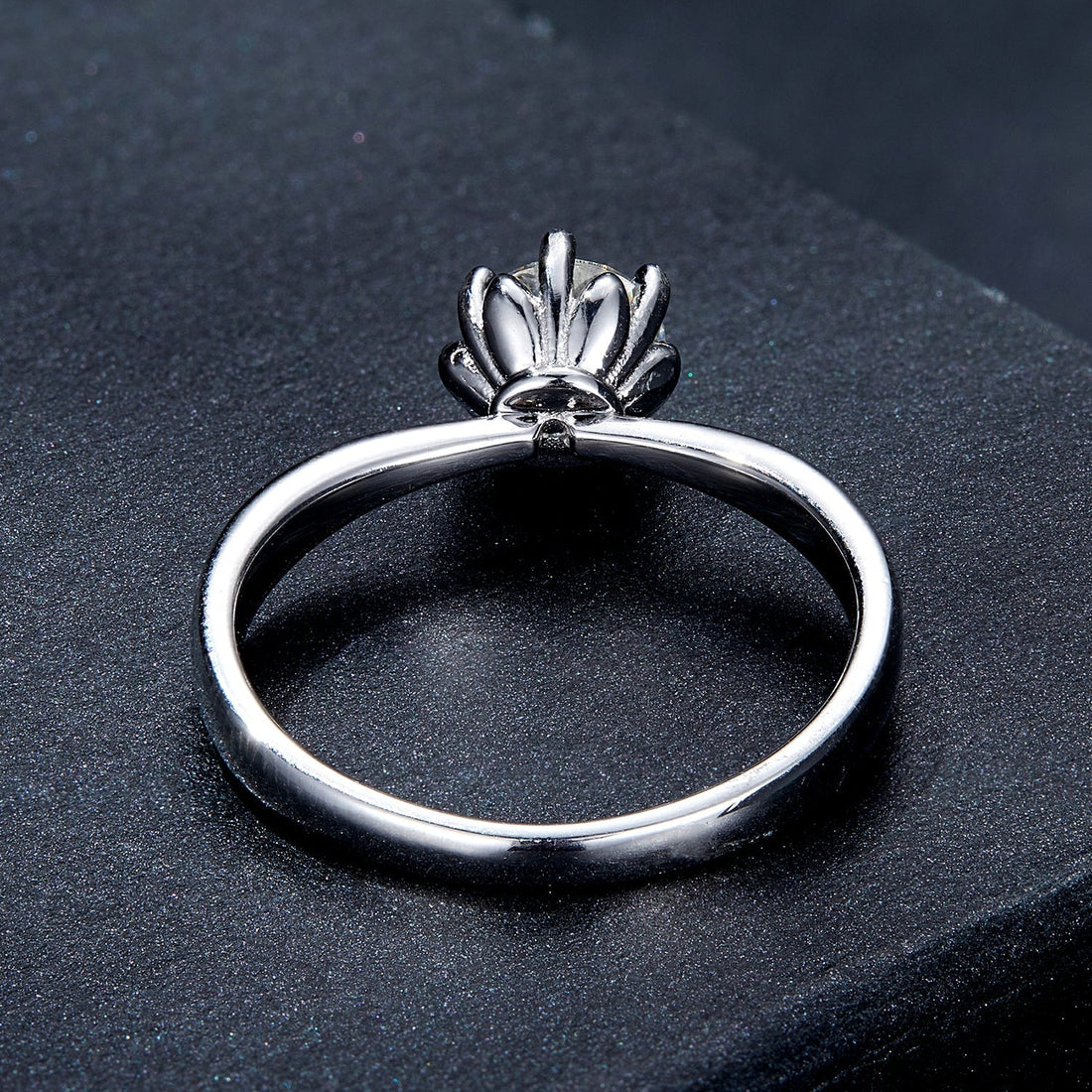 925 Sterling Silver Plated Moissanite Ring Size 6  DestGlow