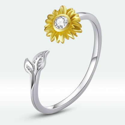 925 Sterling Silver Ring with Pavé Setting CZ, 0.1cm Width, Flower Design for Women by Bids.com