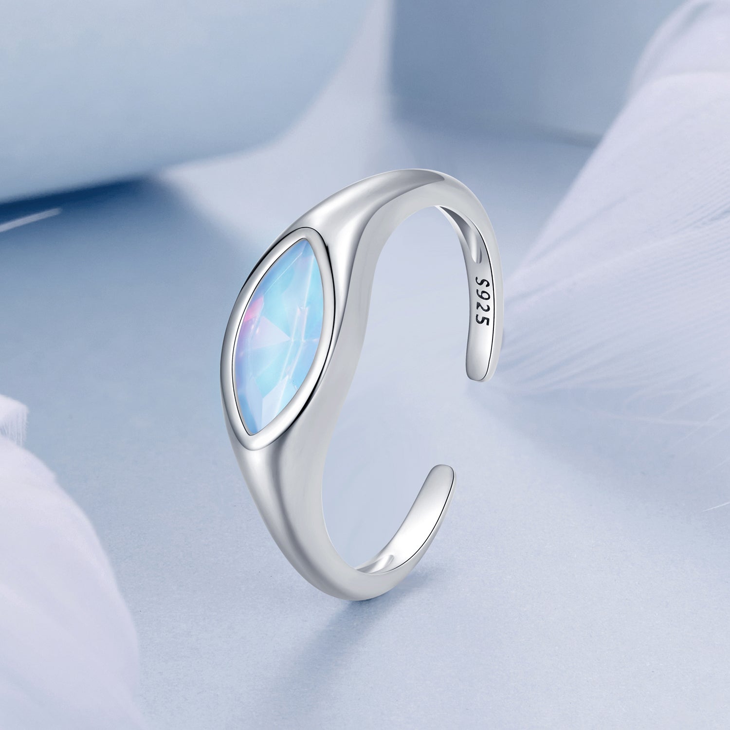 925 Sterling Silver White Gold Plated 1.9mm Transparent Glass Ring  DestGlow
