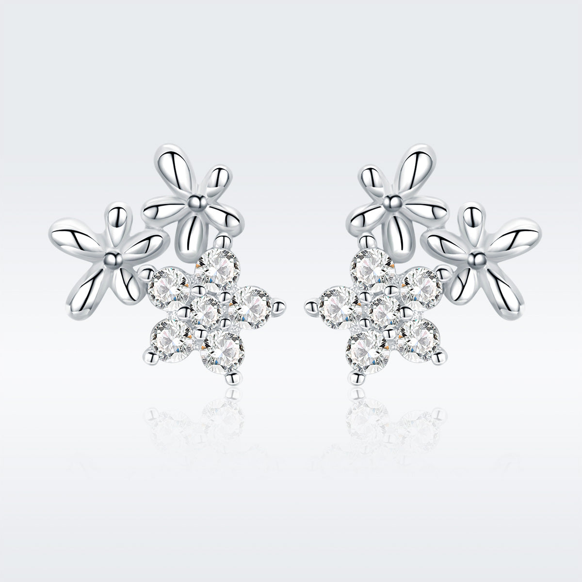 925 Sterling Silver Earrings with CZ in Pavé Setting, 0.6*0.7cm for Women  DestGlow