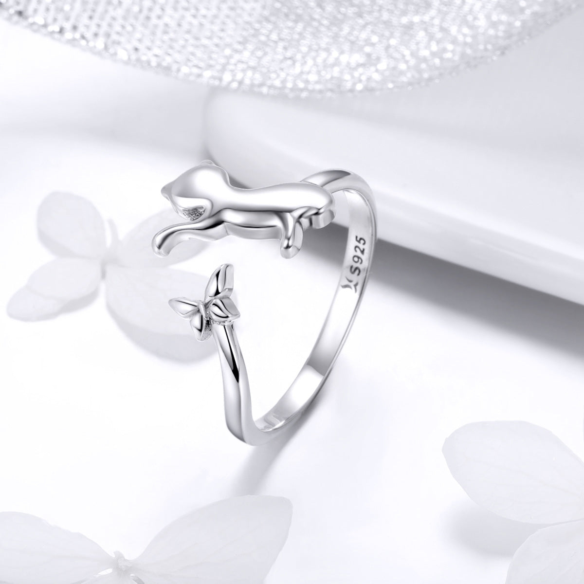 925 Sterling Silver Ring with 0.2cm Width and 1.2cm Claw Height  DestGlow