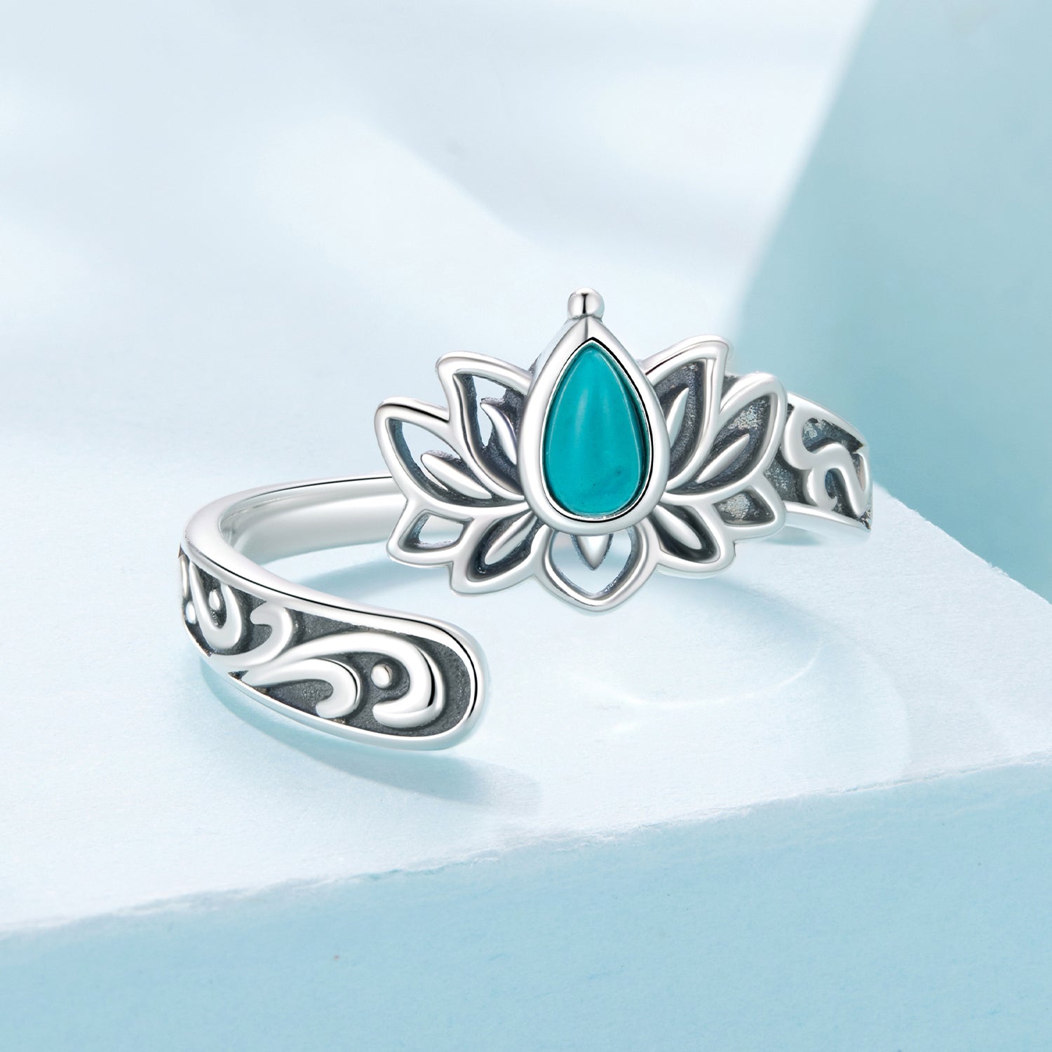 925 Sterling Silver Ring with Synthetic Turquoise in Oxidized Finish for Women  DestGlow