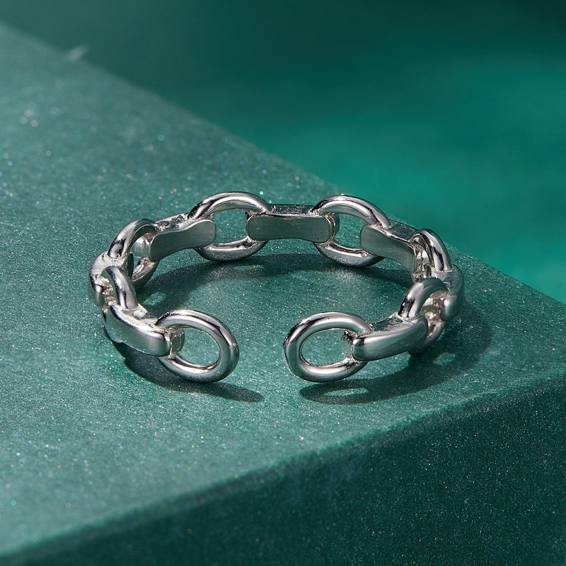 925 Sterling Silver Platinum Plated 0.4cm Wide Ring  DestGlow
