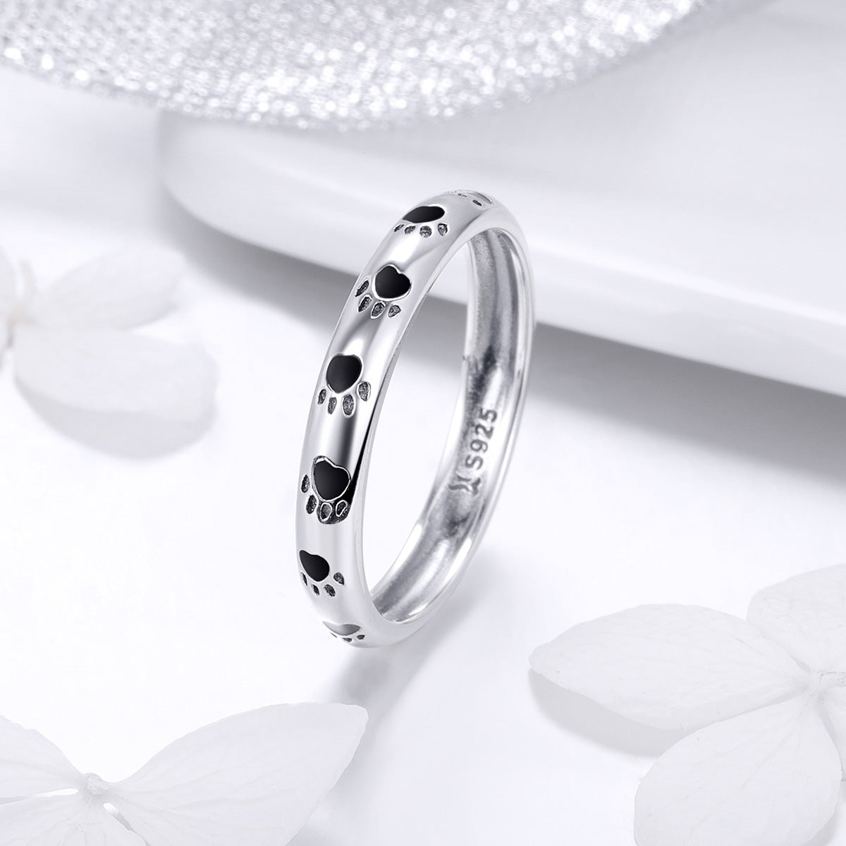 925 Sterling Silver Ring for Women - Size 5.0, Width 0.3cm  DestGlow