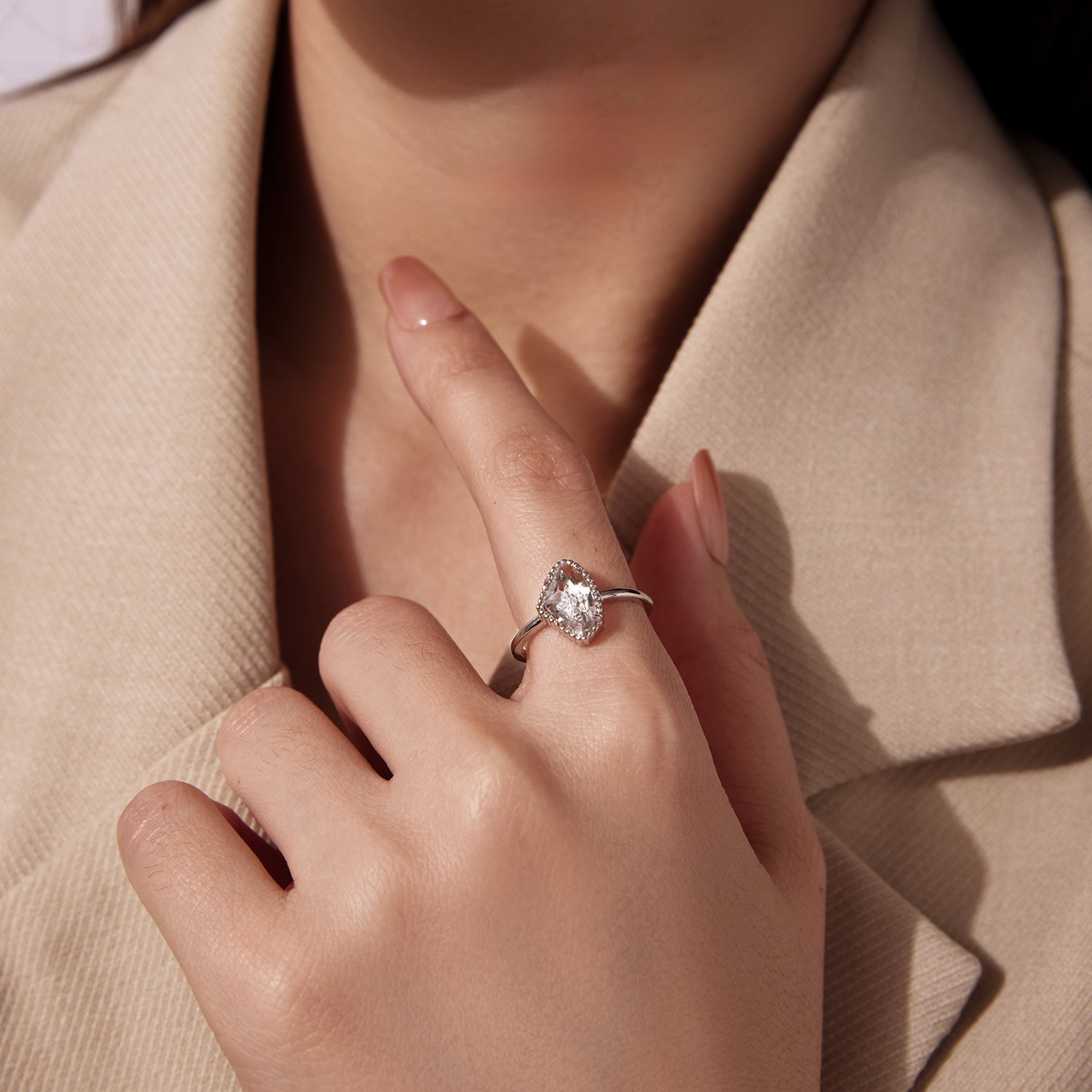 925 Sterling Silver Ring with Transparent Glass and CZ, 0.15cm Width, for Women  DestGlow