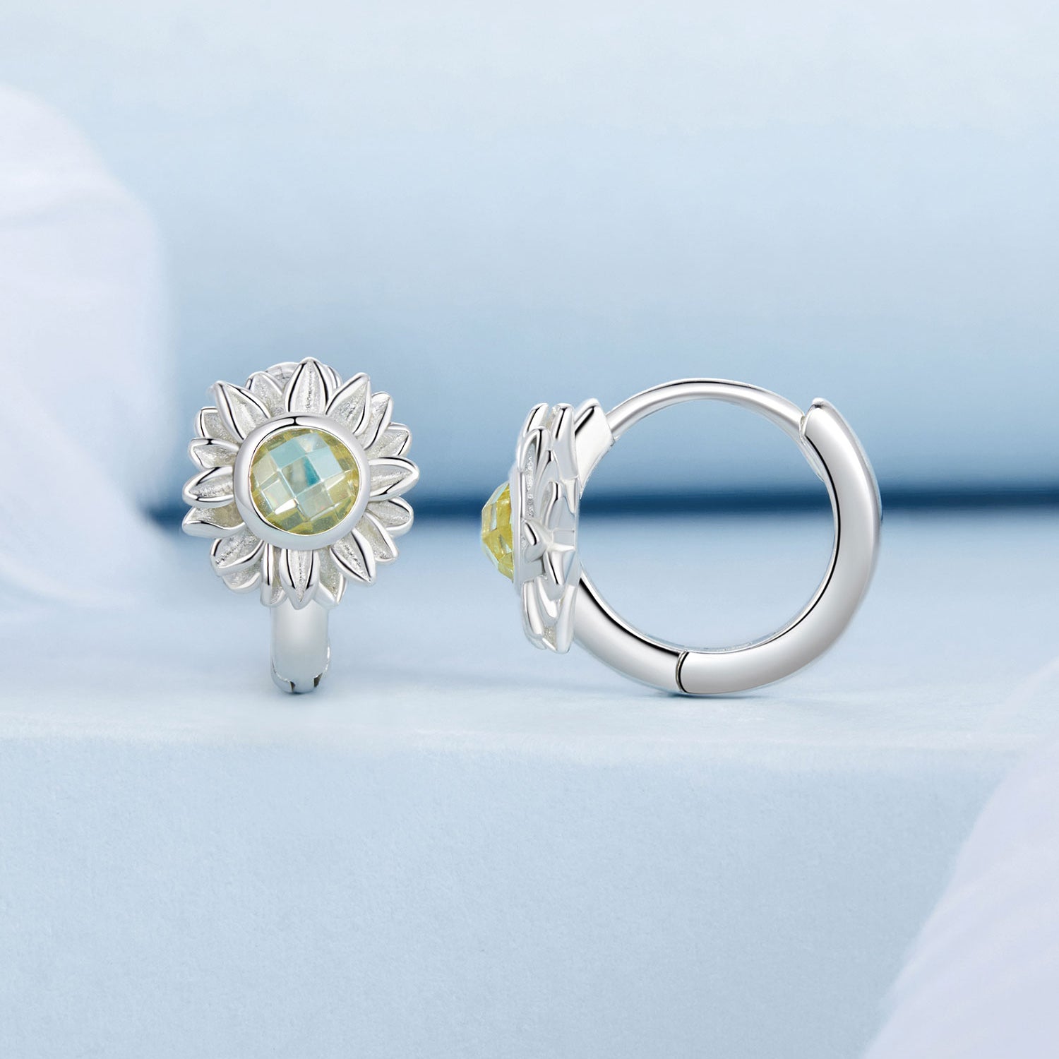 925 Sterling Silver Earrings with Transparent Glass, 12x9mm Size for Women  DestGlow