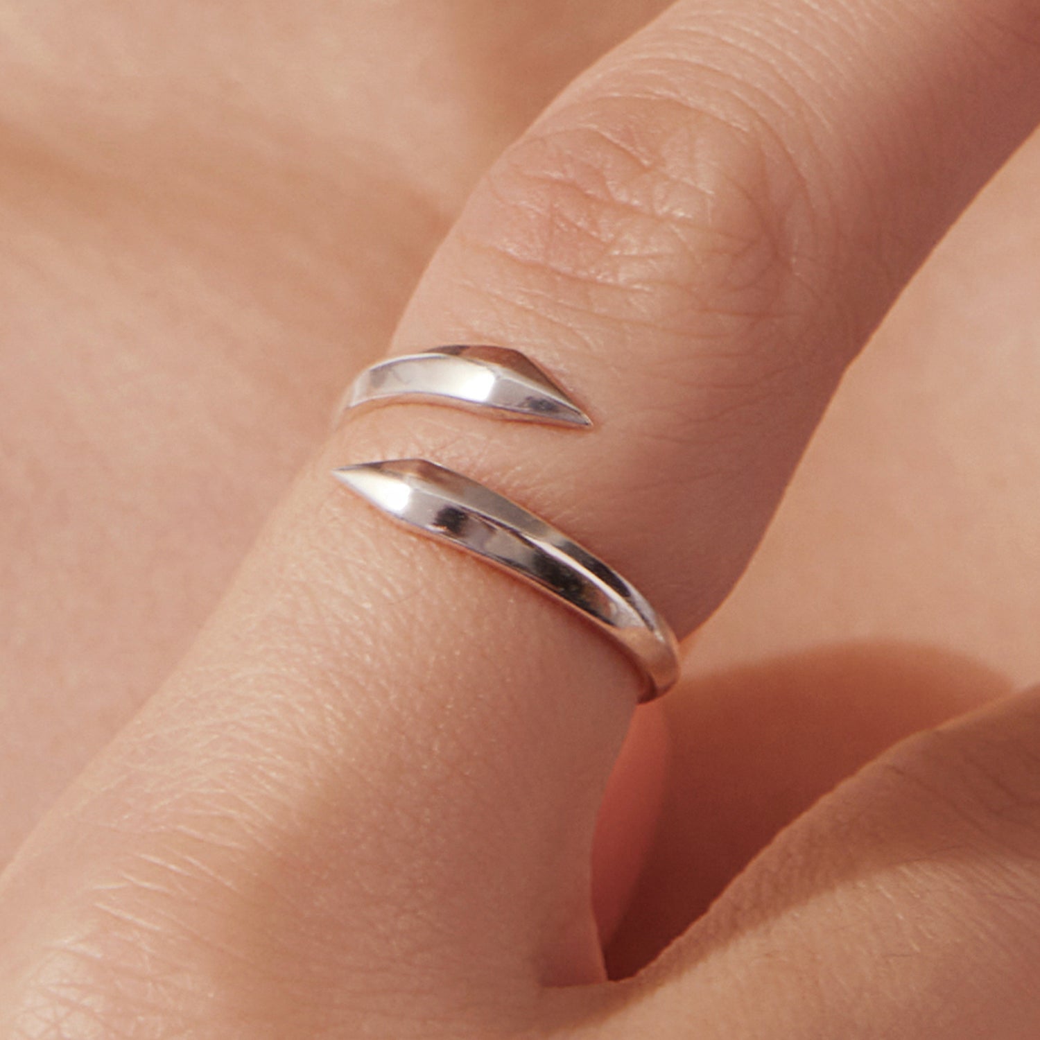 925 Sterling Silver Oxidized 0.18cm Ring  DestGlow