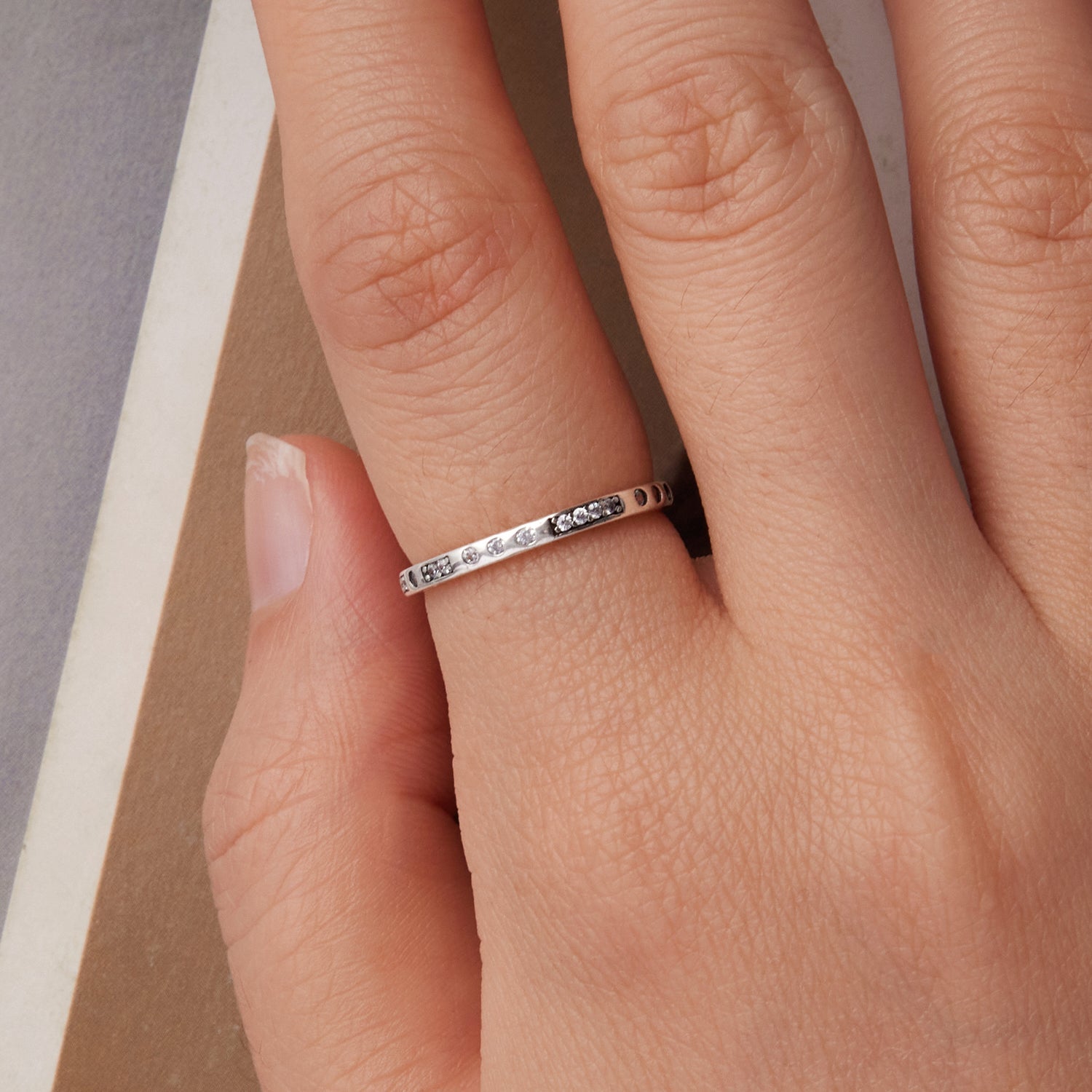 925 Sterling Silver Oxidized 0.18cm Wide Pavé Setting CZ Ring for Women - Size 6.0  DestGlow