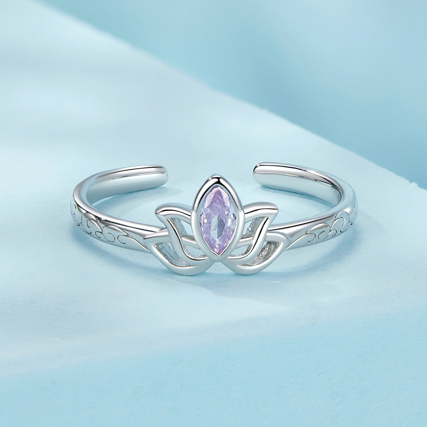 925 Sterling Silver 1.9mm Pavé Setting White Gold Plated Ring  DestGlow