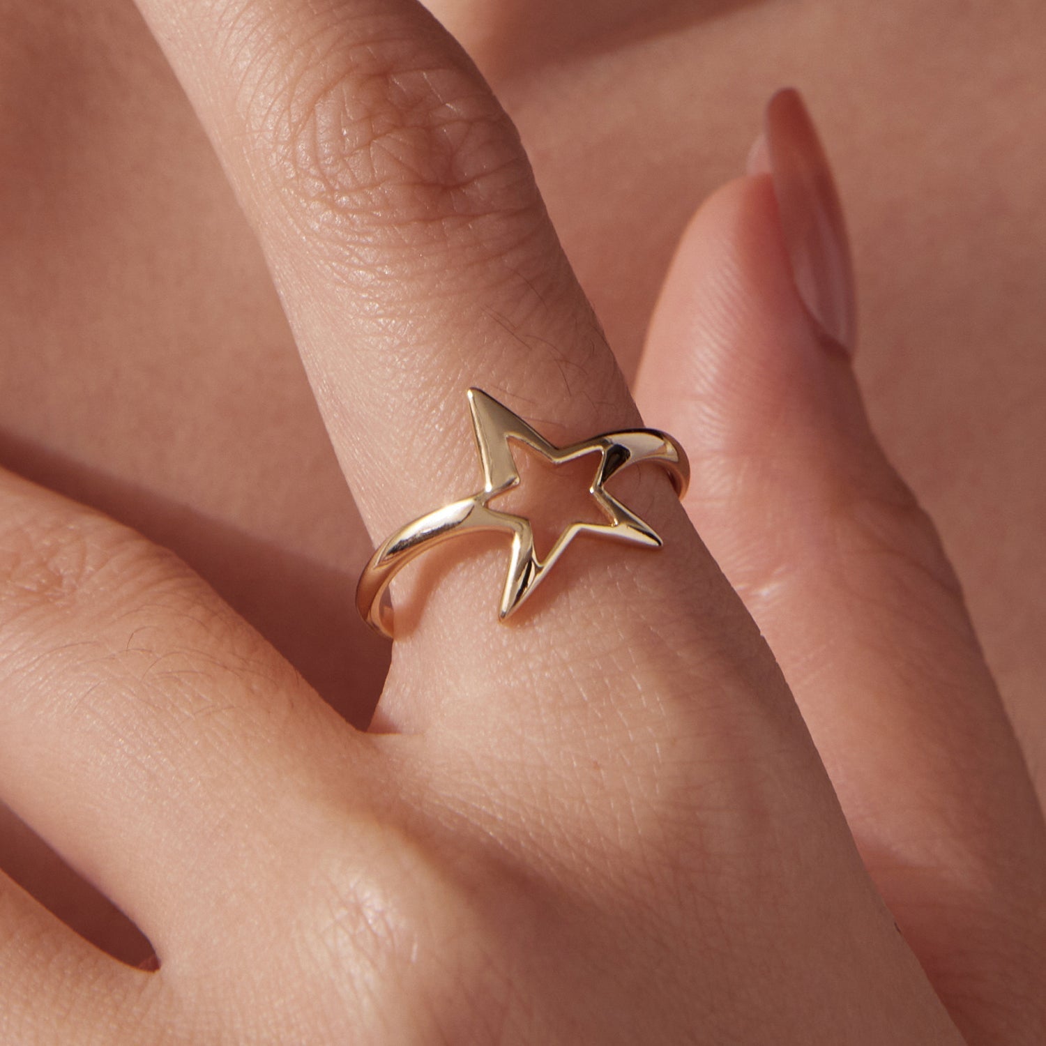 925 Sterling Silver Plated Gold 1.40cm Star Ring  DestGlow