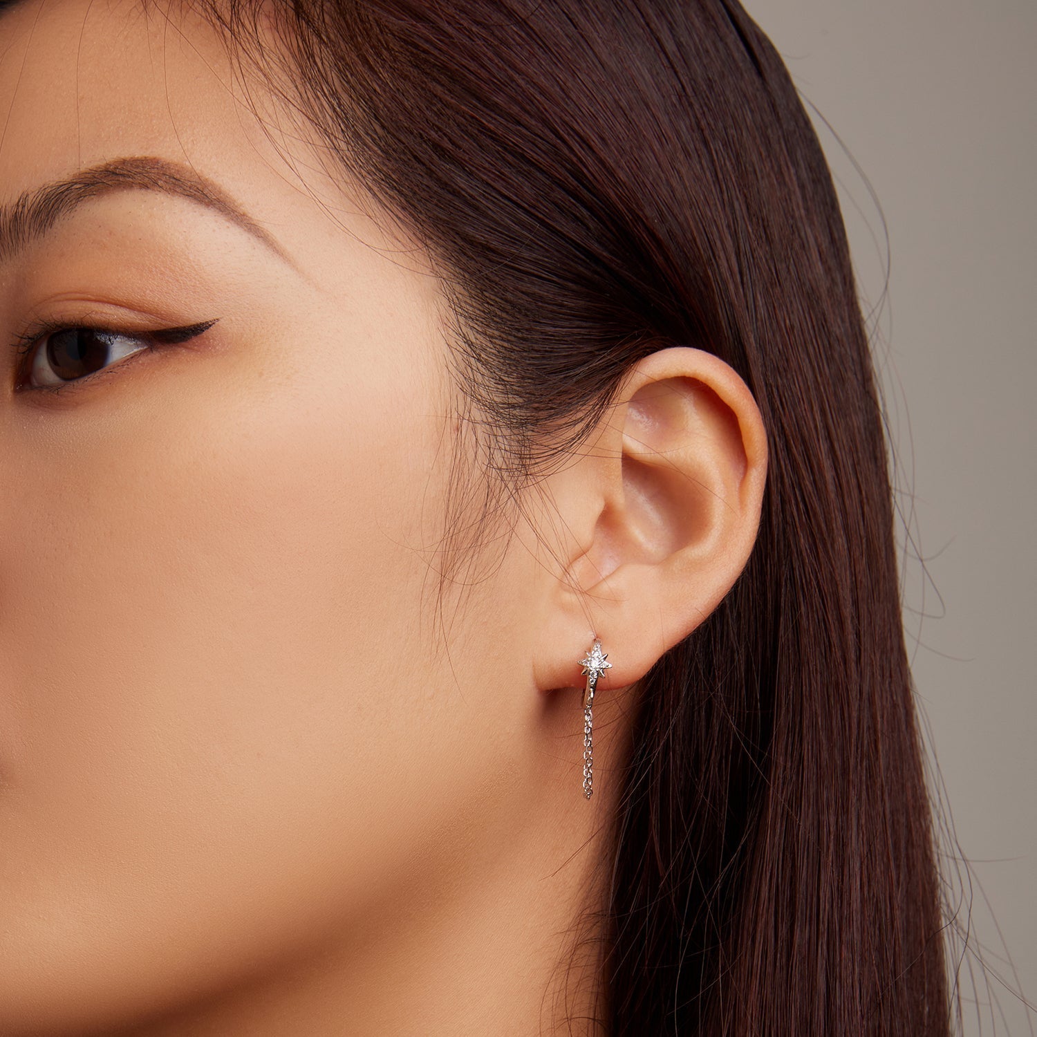 925 Sterling Silver Earrings with Pavé Setting and Platinum Plating, 2.7 x 0.6 cm for Women  DestGlow