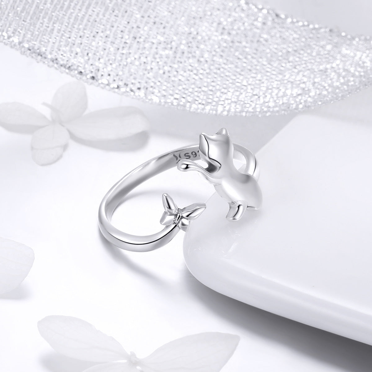 925 Sterling Silver Ring with 0.2cm Width and 1.2cm Claw Height  DestGlow