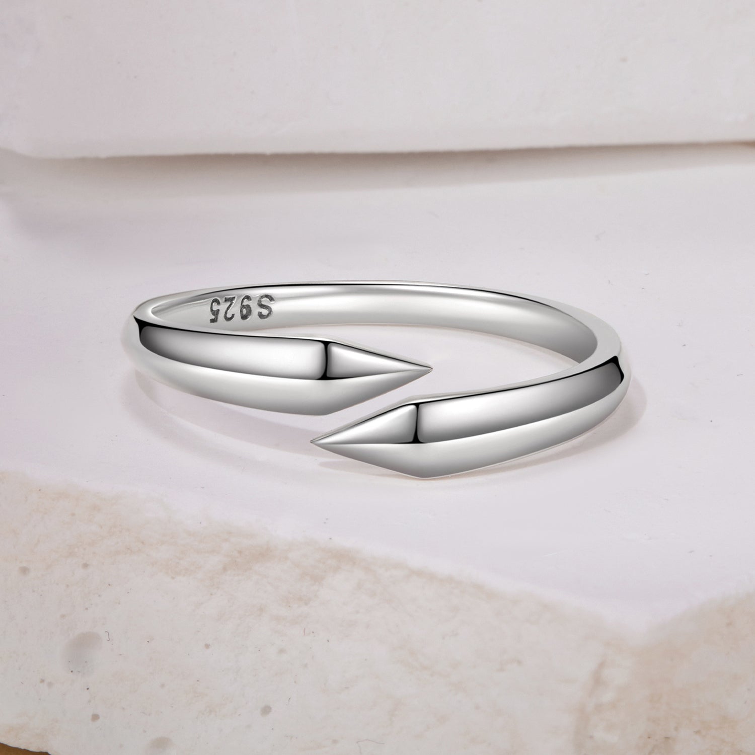 925 Sterling Silver Oxidized 0.18cm Ring  DestGlow
