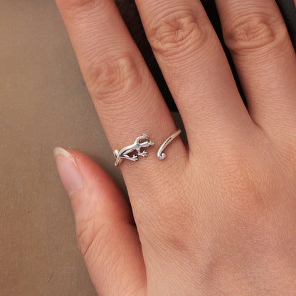 925 Sterling Silver Oxidized Pavé Setting CZ Ring  DestGlow