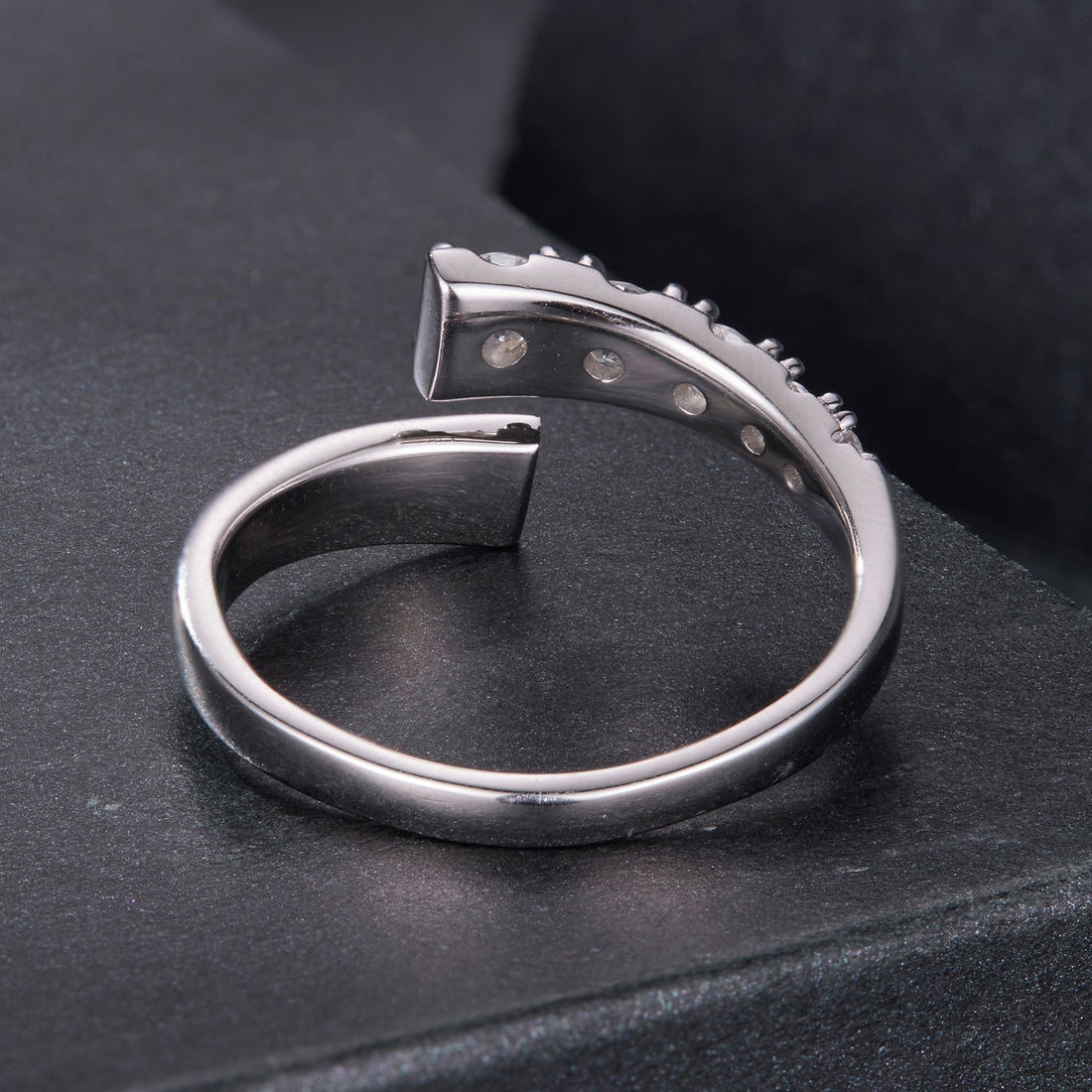 925 Sterling Silver Moissanite Ring Size E  DestGlow