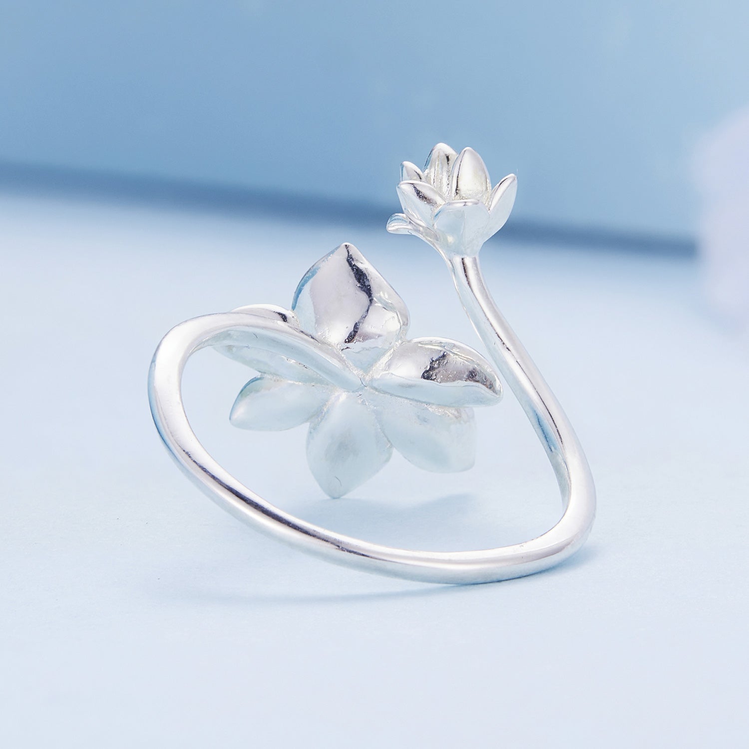 925 Sterling Silver Enamel Flower Ring by Bids.com