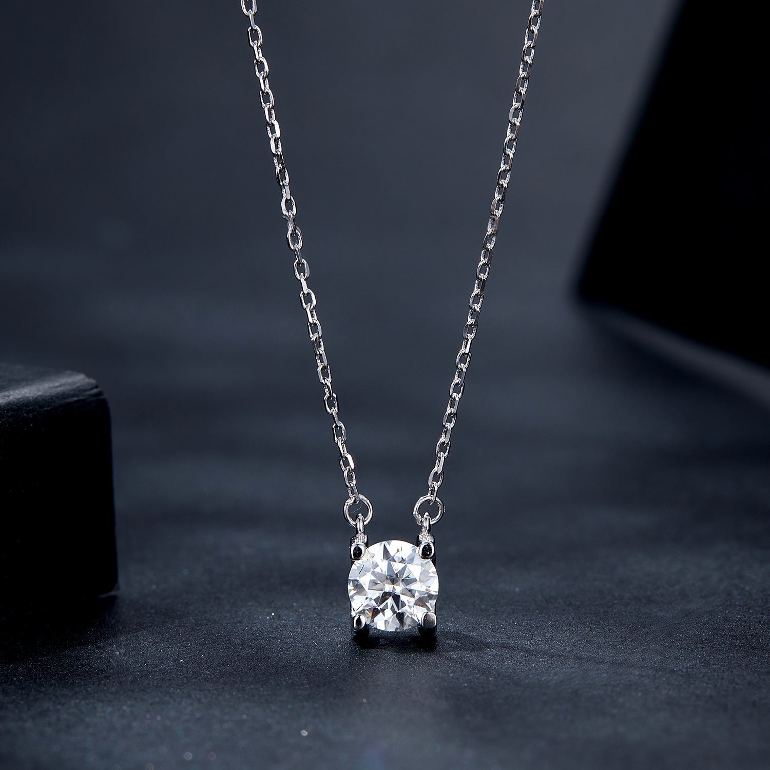 925 Sterling Silver 0.65 Carat Moissanite Necklace for Women  DestGlow