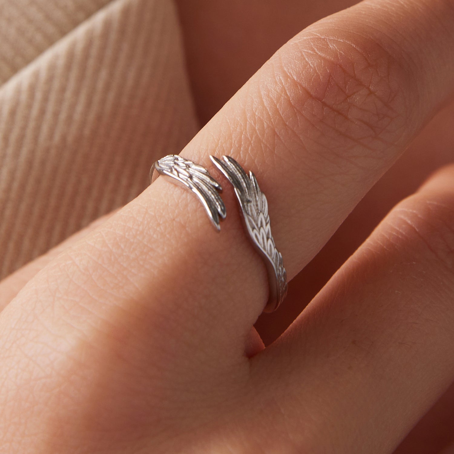 925 Sterling Silver White Gold Plated 0.2cm Ring for Women  DestGlow