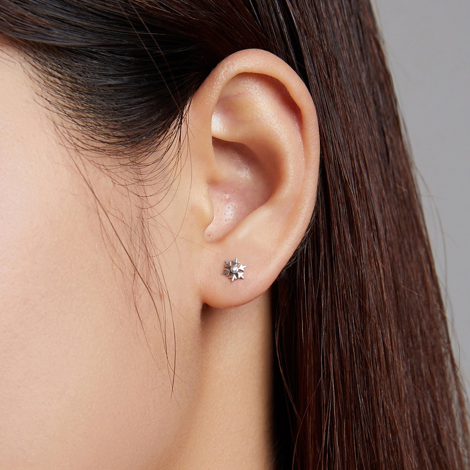 925 Sterling Silver Earrings with Pavé Setting and Oxidized Finish  DestGlow