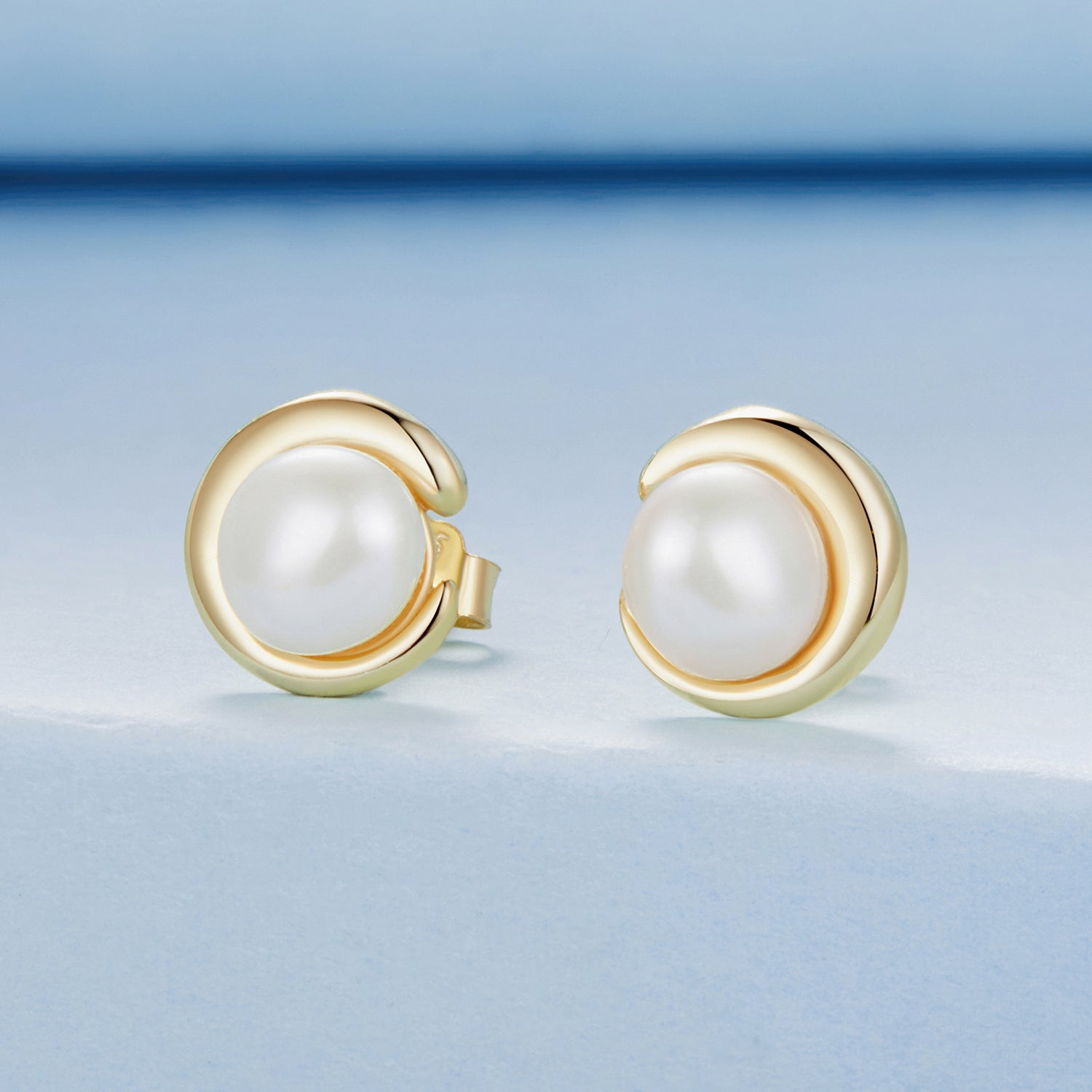 925 Sterling Silver Freshwater Pearl Gold Plated Earrings  DestGlow