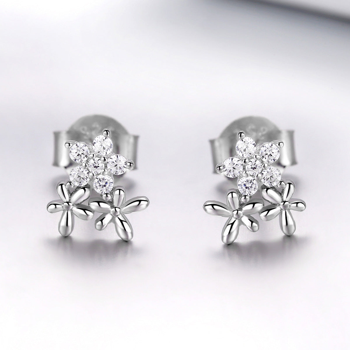925 Sterling Silver Earrings with CZ in Pavé Setting, 0.6*0.7cm for Women  DestGlow