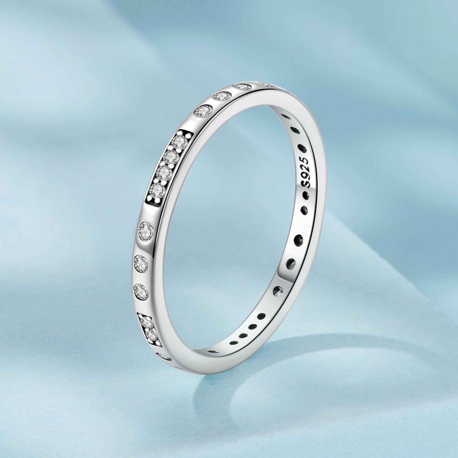 925 Sterling Silver Oxidized 0.18cm Wide Pavé Setting CZ Ring for Women - Size 6.0  DestGlow