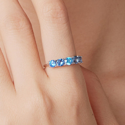 925 Sterling Silver Ring with White Gold Plating for Women, Size 6.0 by Bids.com