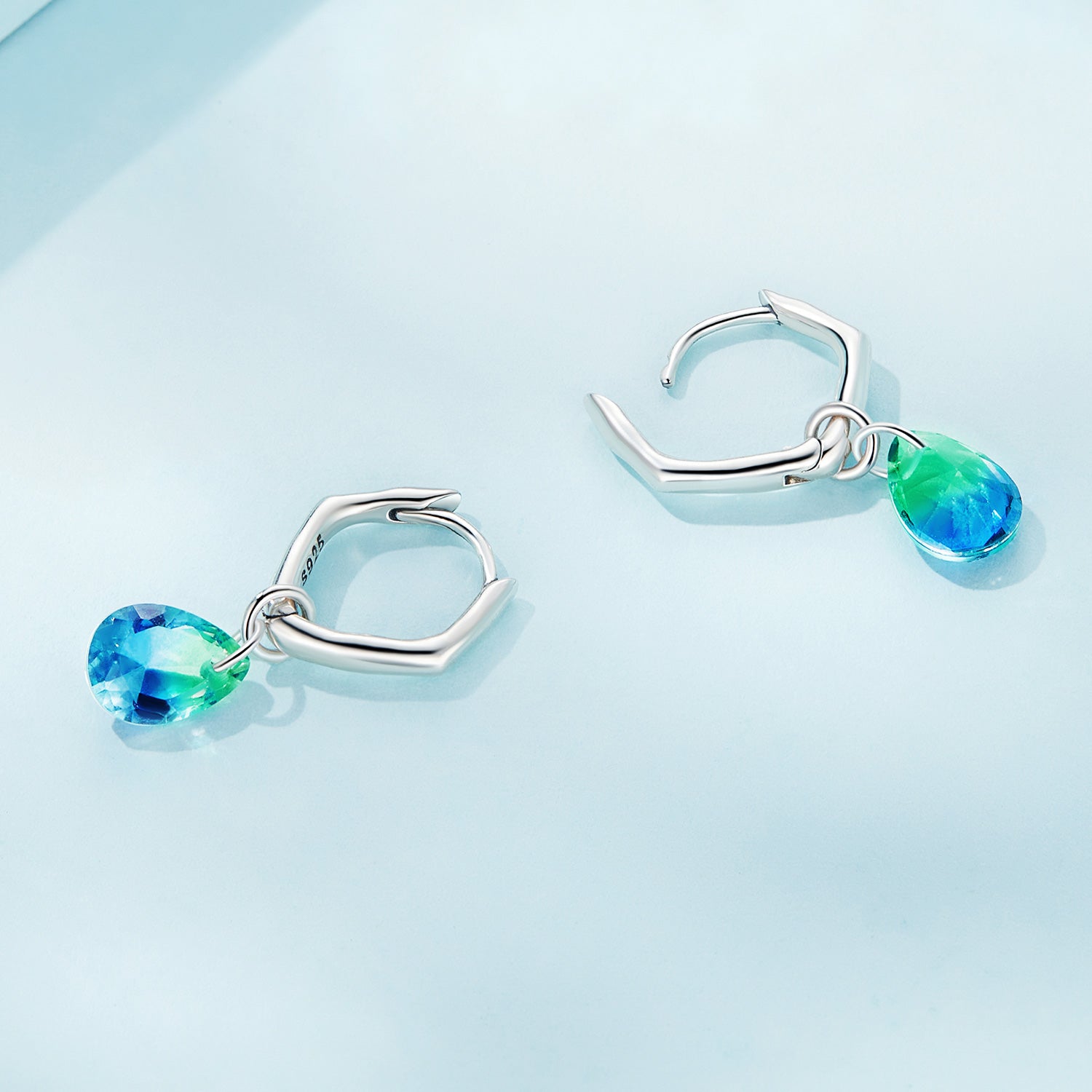 S925 Sterling Silver Oxidized Earrings with Transparent Glass &amp; Main Stone for Women  DestGlow