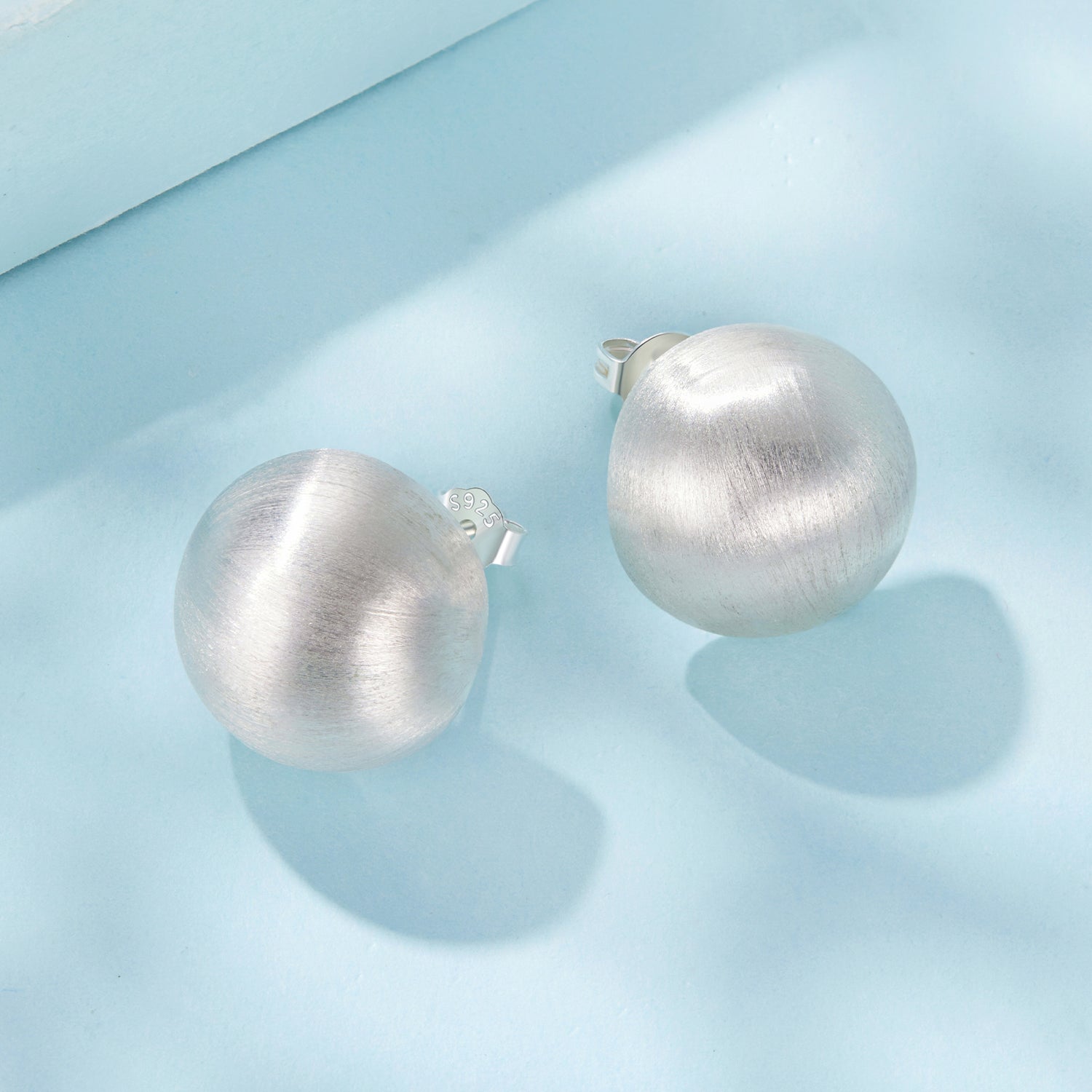 925 Sterling Silver 1.4cm White Gold Plated Earrings  DestGlow