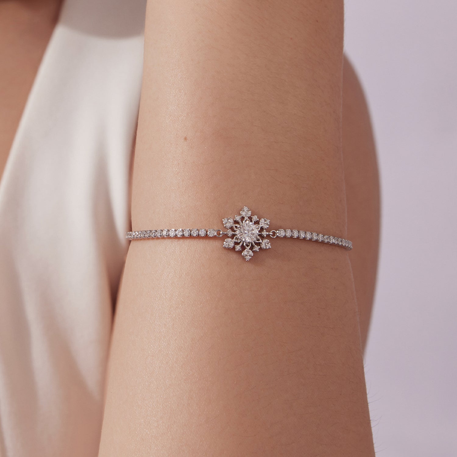 925 Sterling Silver Adjustable Bracelet with Pavé Setting CZ and White Gold Plating for Women  DestGlow