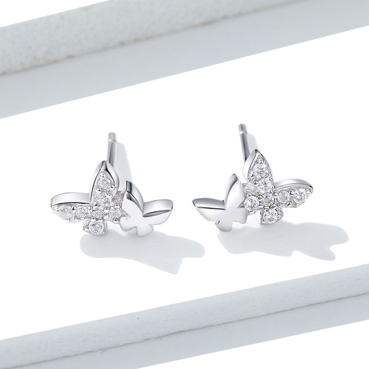 925 Sterling Silver Earrings with Pavé Setting CZ - 0.6*0.9cm  DestGlow