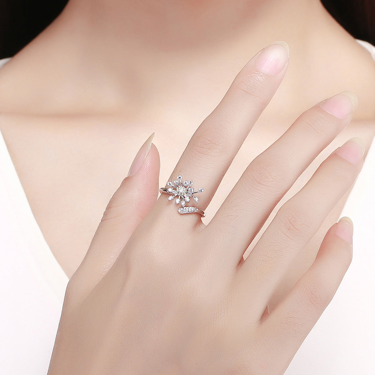925 Sterling Silver Ring with Plated Platinum and Pavé Setting CZ by Bids.com