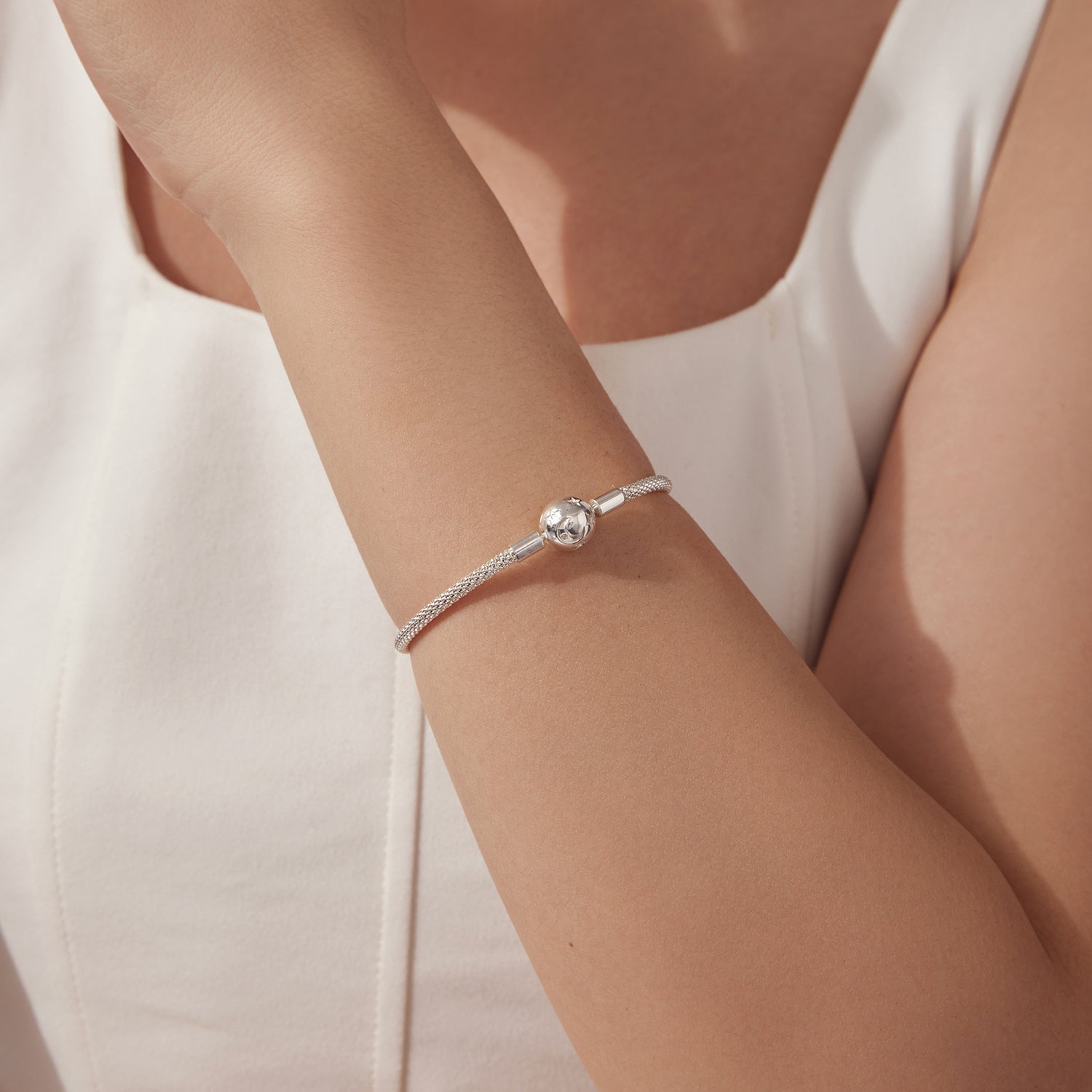925 Sterling Silver CZ Pavé Setting Bracelet, Size 17.0 for Women  DestGlow