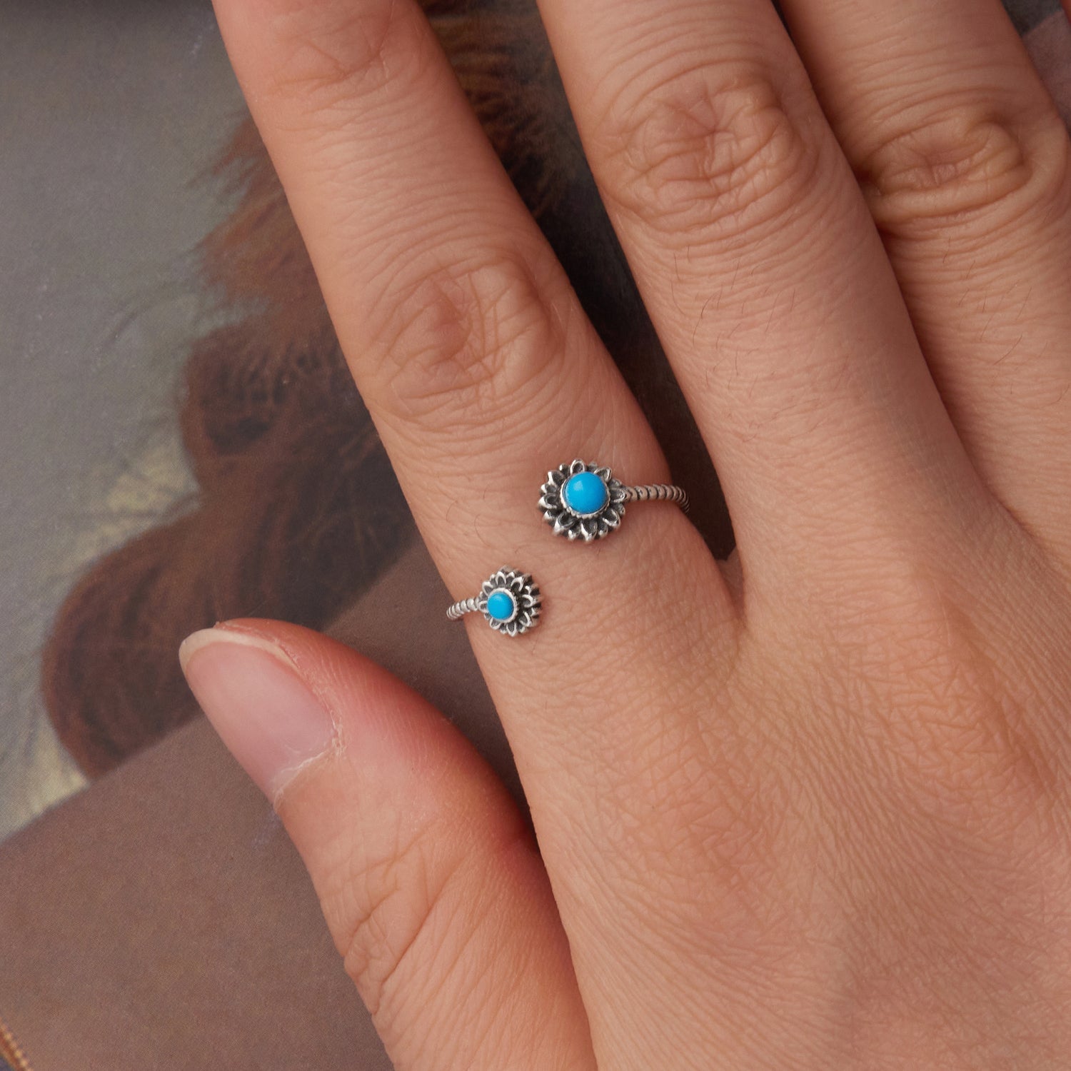 925 Sterling Silver Synthetic Turquoise Ring for Women - Oxidized Silver, Width: 0.12cm, Size: 0.5-0.7cm  DestGlow