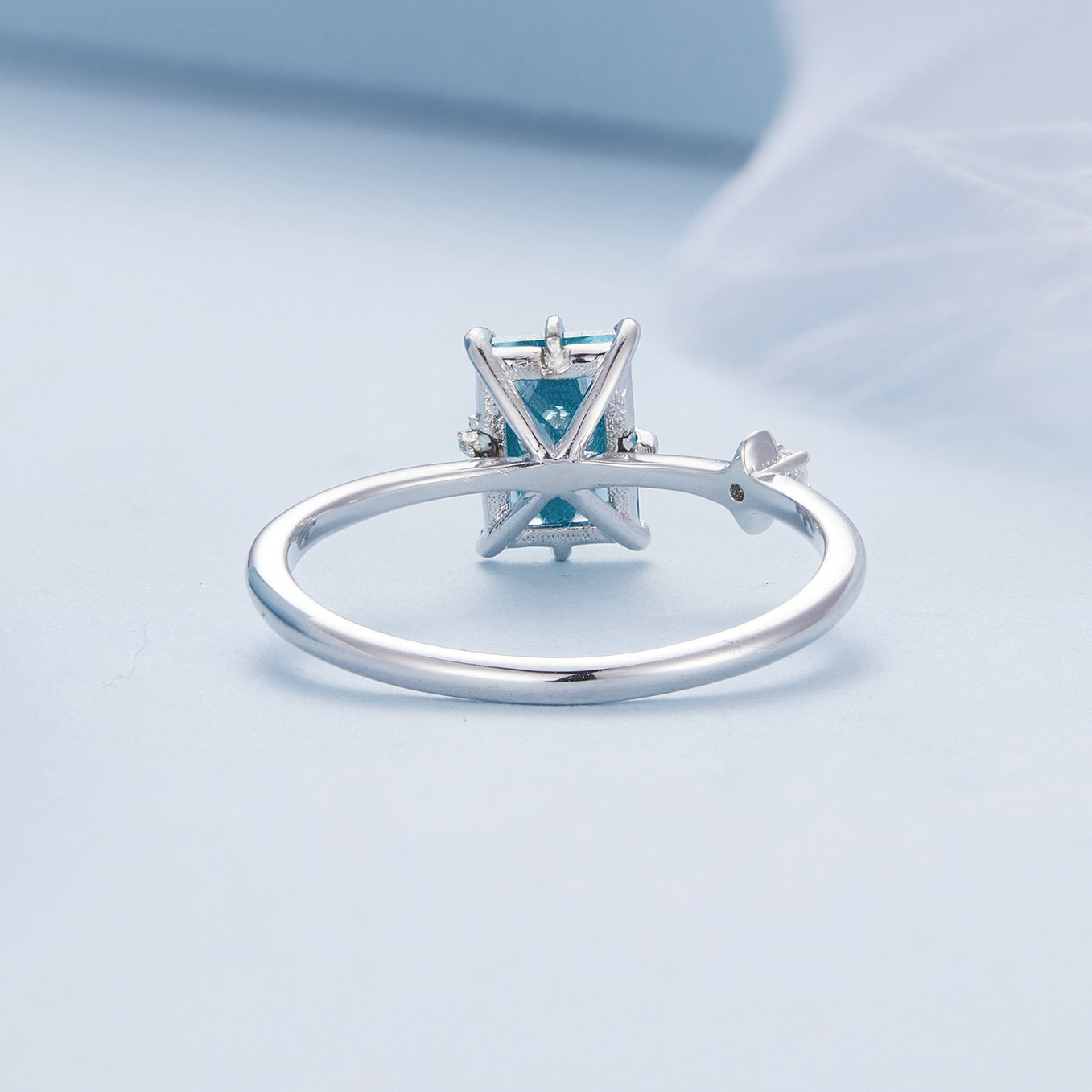 925 Sterling Silver 1.40mm Width CZ &amp; Glass Ring Size 6 for Women by Bids.com