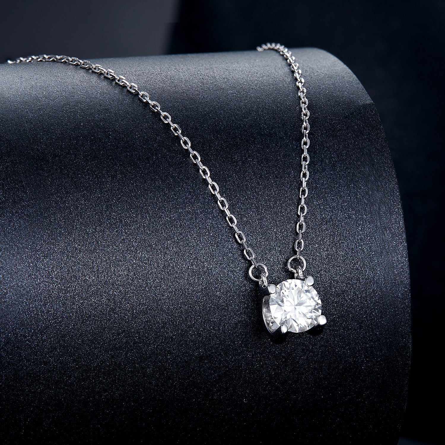 925 Sterling Silver 0.65 Carat Moissanite Necklace for Women  DestGlow